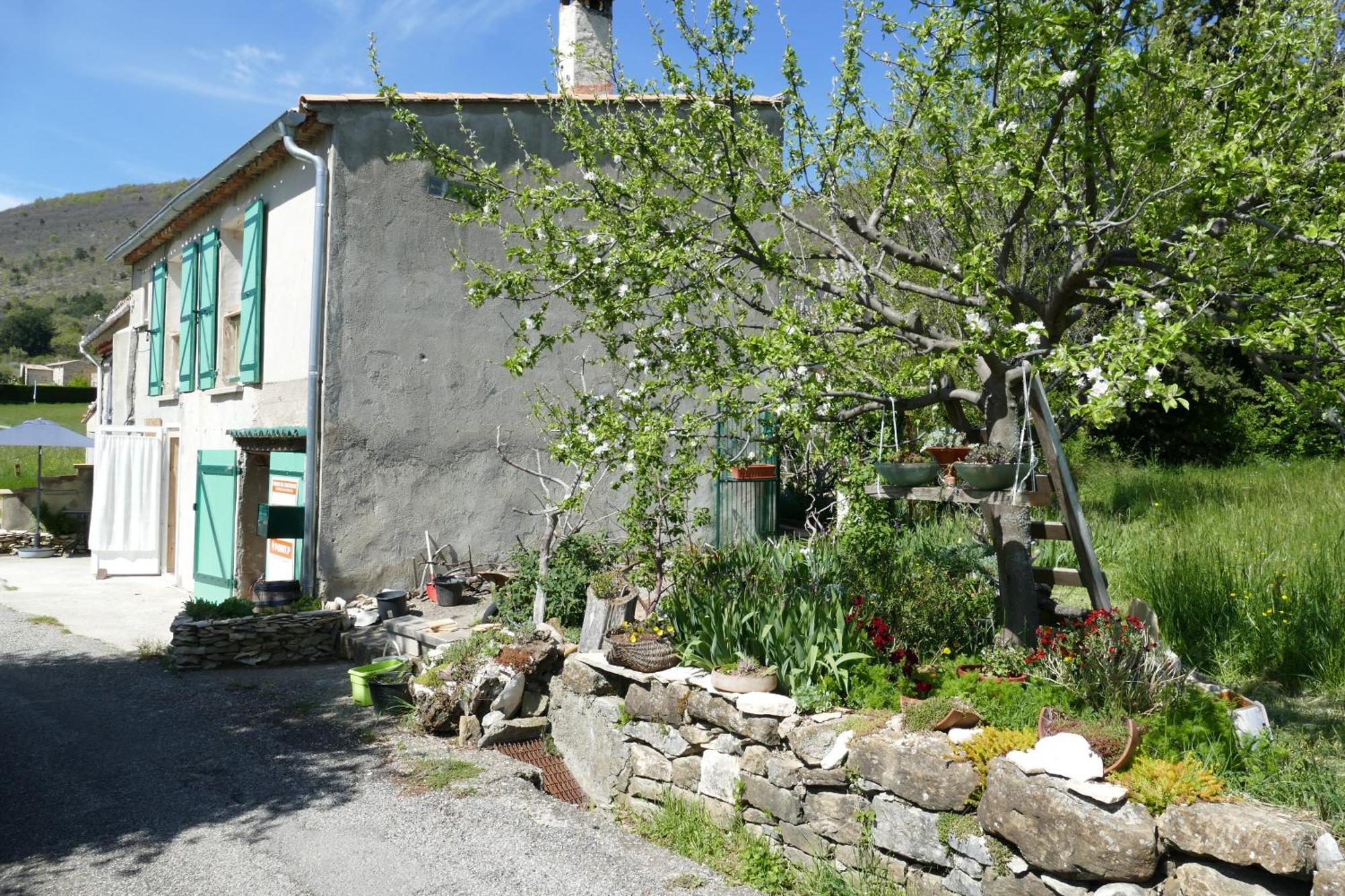 Les Bois Rouges Bed & Breakfast La Rochegiron ภายนอก รูปภาพ